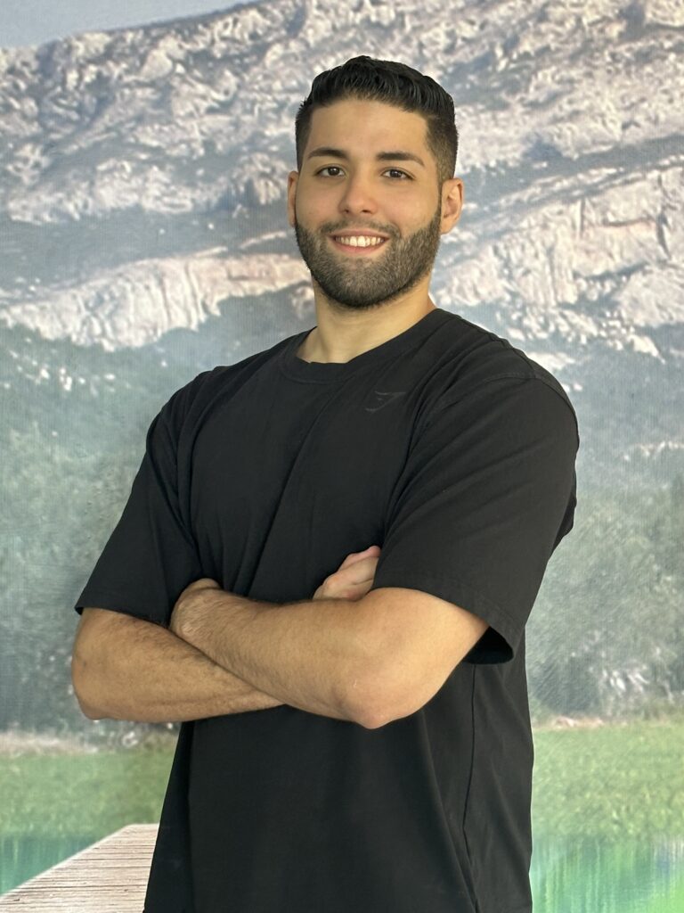 Photo d'un coach de votre salle de sport de remise en forme à Lambesc
